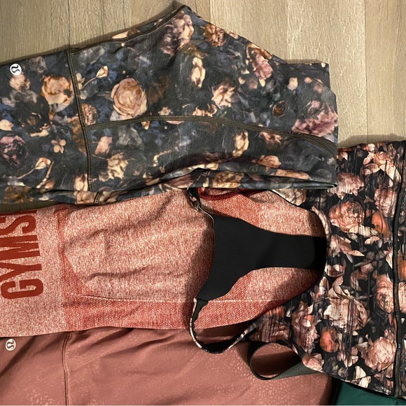 Lululemon bundle - Picture 3 of 6